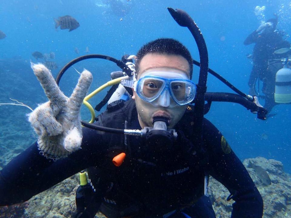 自治县第十七届人大常委会第二十次会议召开